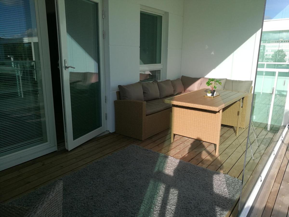 Starhomes Double Lux 8 Oulu Exterior photo