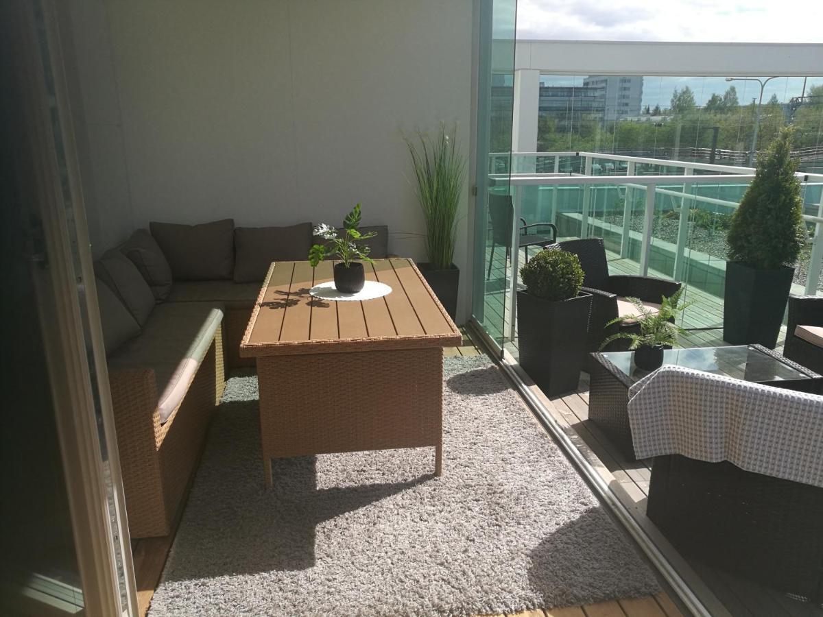 Starhomes Double Lux 8 Oulu Exterior photo